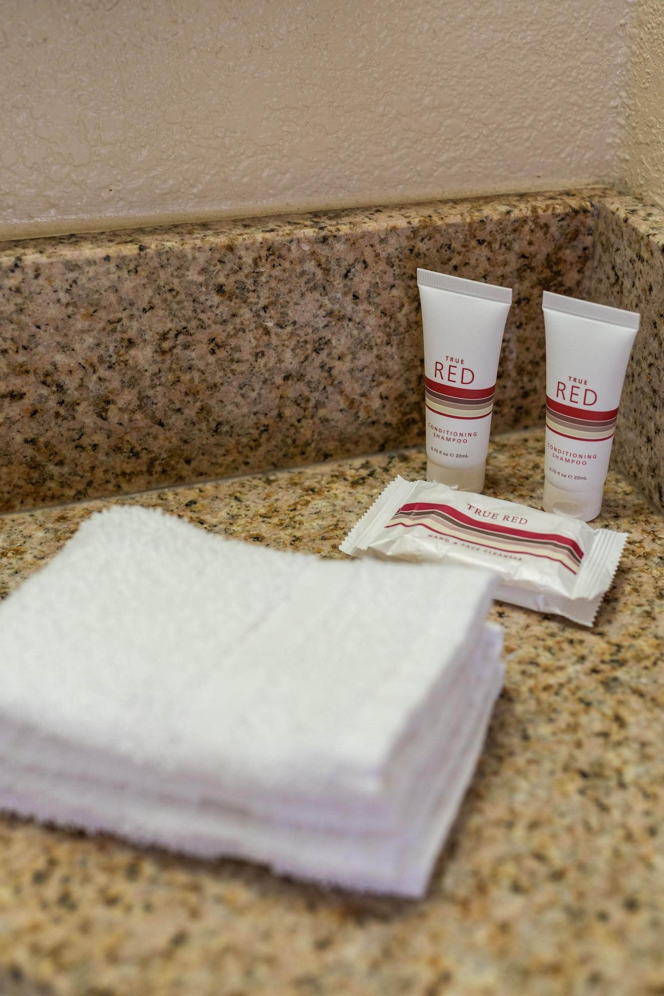 California Inn And Suites, Rancho Cordova Εξωτερικό φωτογραφία
